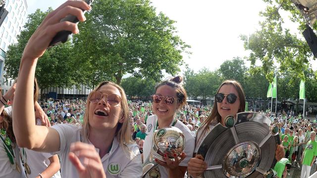 Fußball: Vanessa Bernauer folgt beim VfL Wolfsburg auf Kellermann