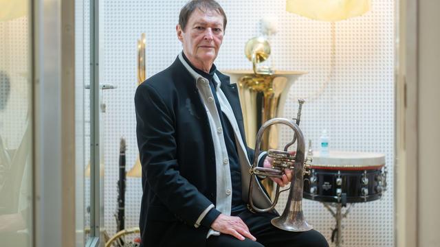 Musik: Wegen Krankheit: Haindling sagt Tournee ersatzlos ab