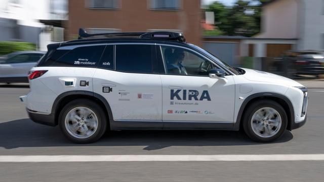 Verkehr: Ein Jahr selbstfahrende Autos - mehr als 4.000 Nutzer