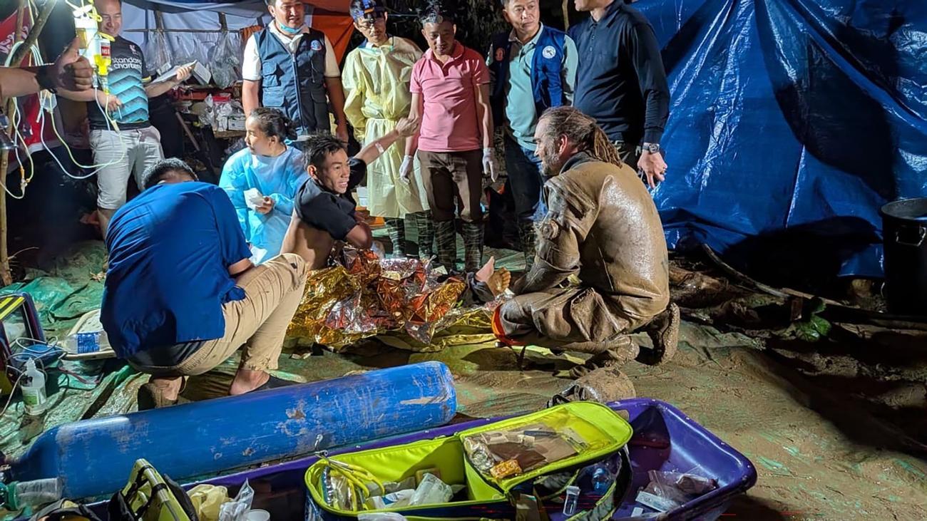 Männer befreiten sich selbst: Riesenjubel in Laos: Restliche vier Goldsucher in Sicherheit