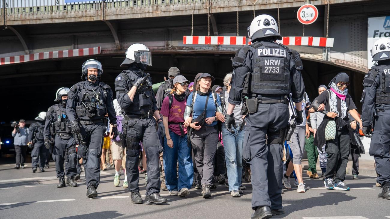 Proteste: Klimabündnis kritisiert «rückwärtsgewandte Energiepolitik»