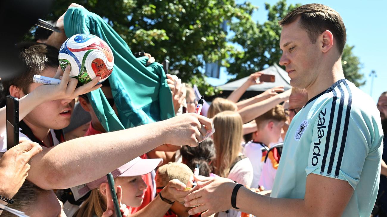 Fußball-Nationalmannschaft: Nagelsmann: Neuer beim Comeback-Plan im Soll