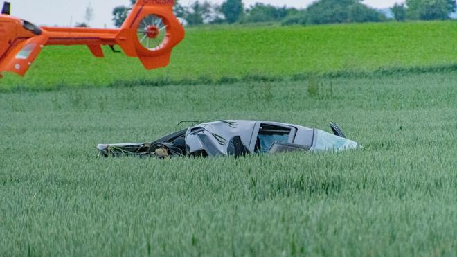Verkehrsunfall: Die Beifahrerin verstarb noch am Unfallort.