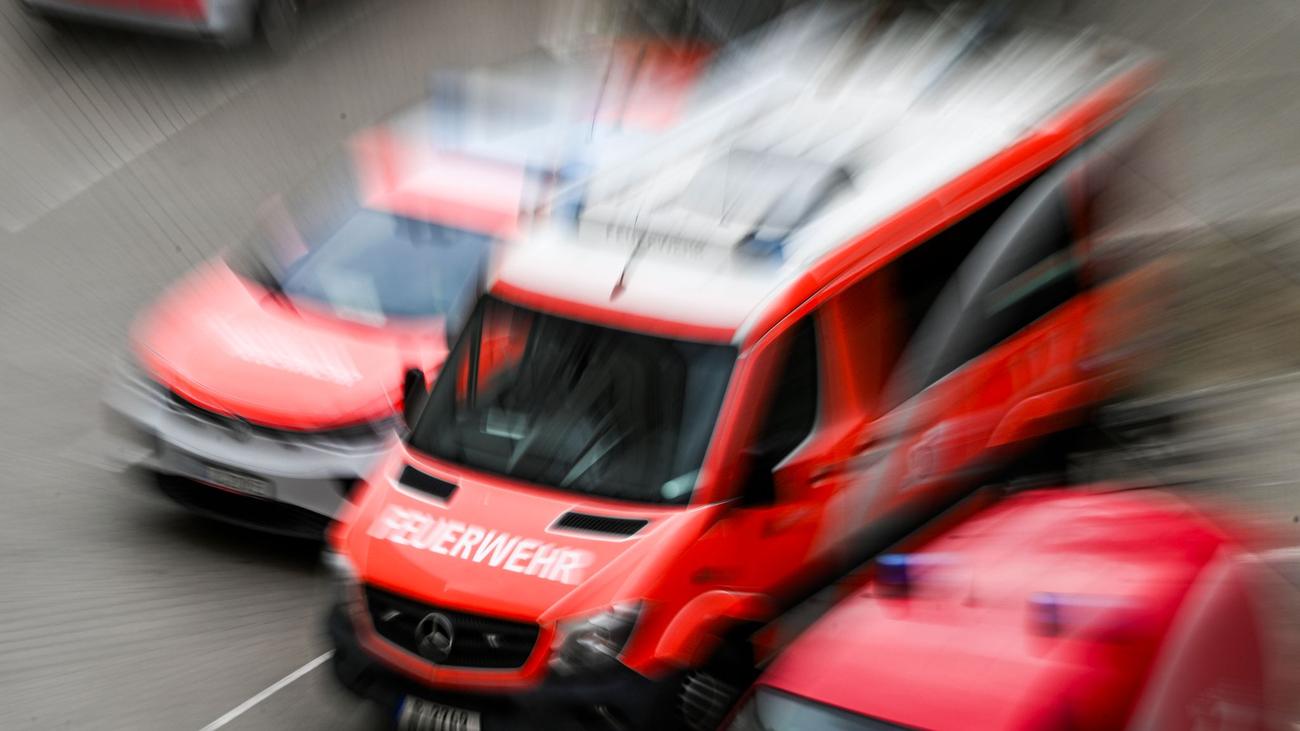 Großbrand: Feuer zerstört Bauernhof vollständig – Millionenschaden
