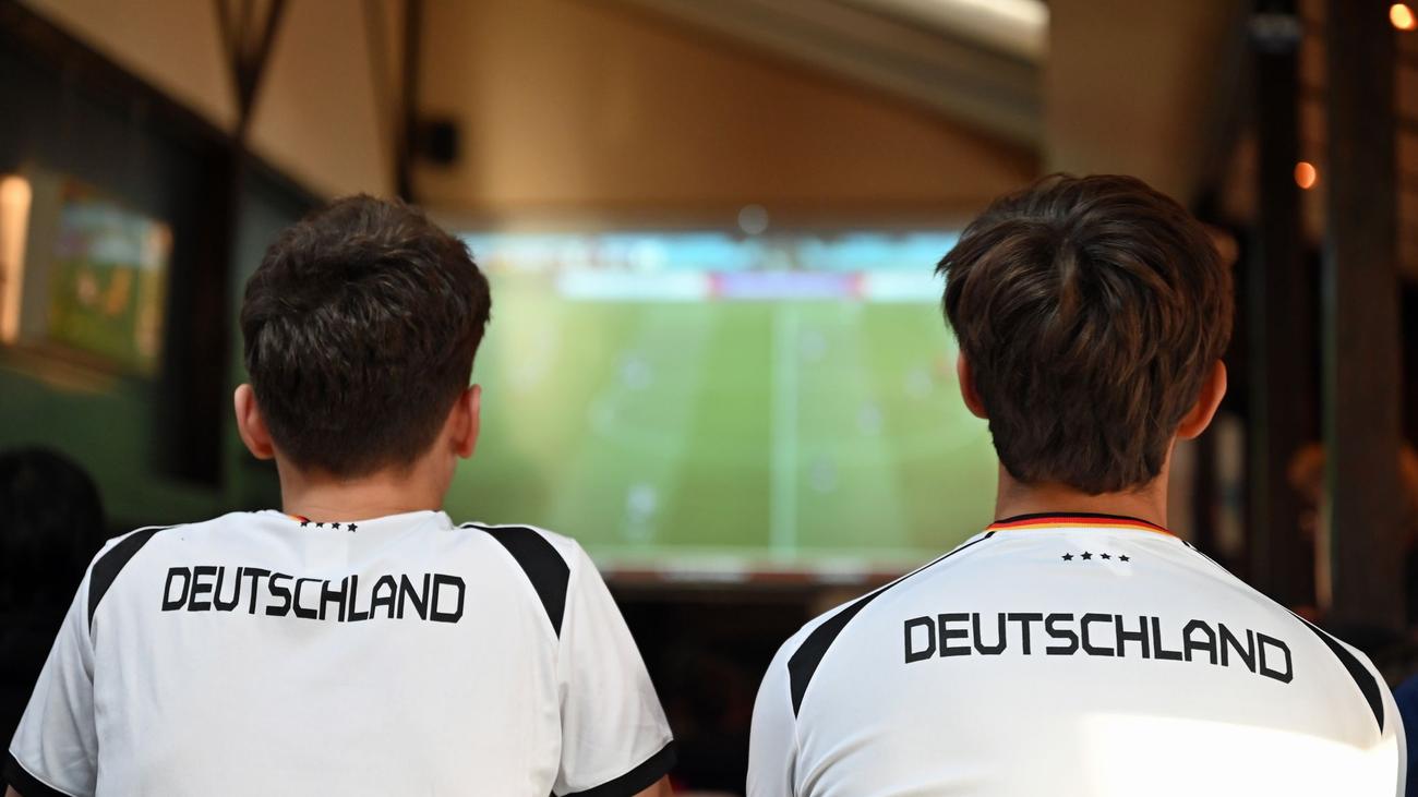 XXL-Turnier: Fußball-WM: Gastronomen hoffen auf Umsatz trotz Hürden