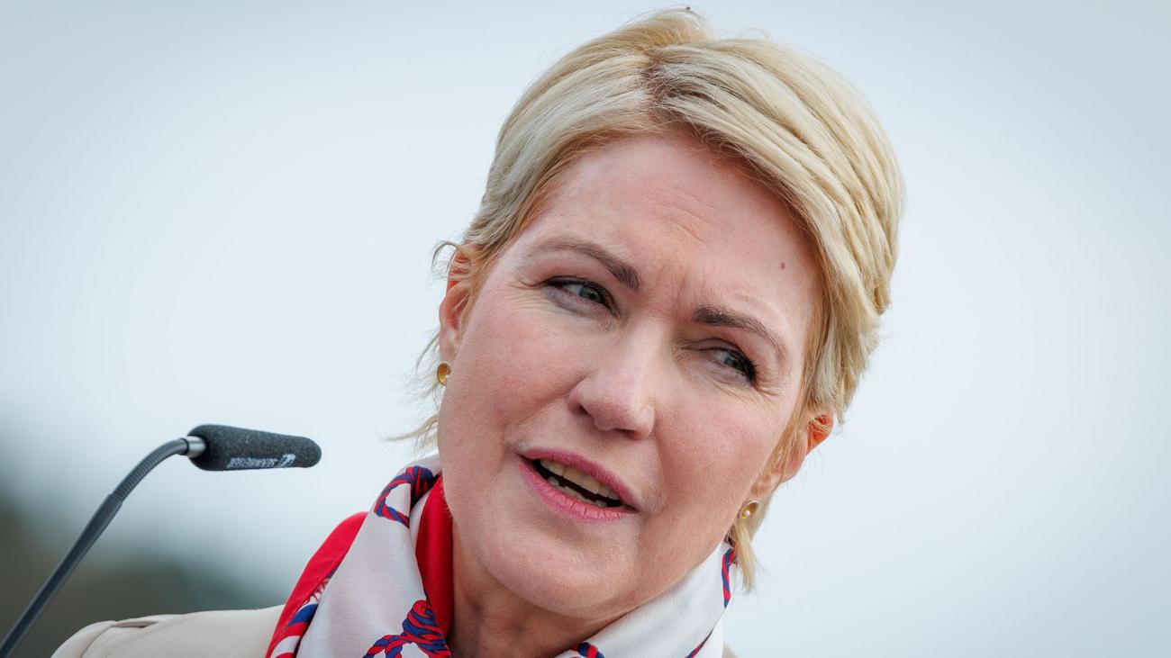 Ost-Wirtschaftsforum: Schwesig fordert Bund-Länder-Gipfel mit Wirtschaft