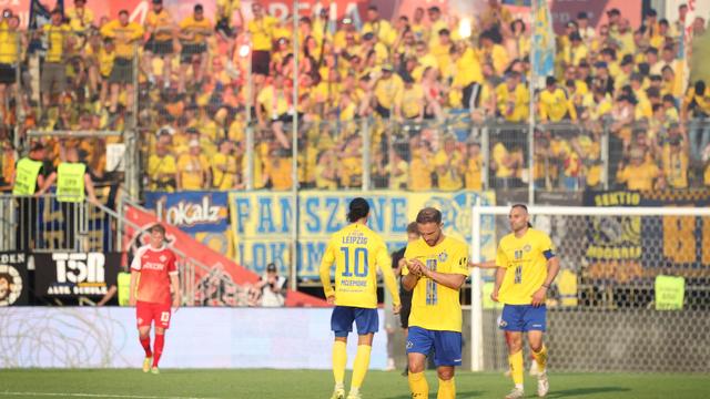 Fußball: Gelbe Wut und Einöde Rostock: 3. Liga wird zum West-Produkt