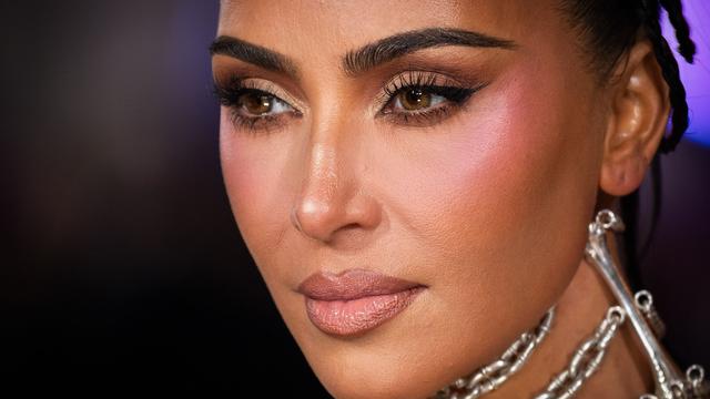 Promi-Beziehung: Kim Kardashian zeigt erstmals Foto mit Lewis Hamilton