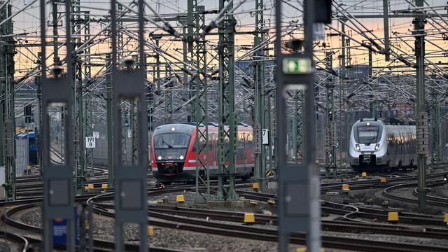 Diebstahl: Verlobungsring im Zug gestohlen