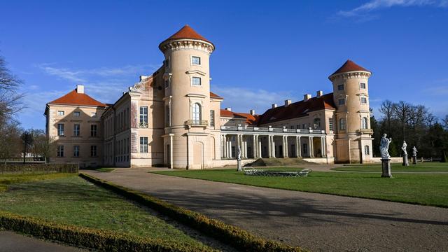 Unter Prinz Heinrich: Ausstellung im Schloss Rheinsberg beleuchtet Speisen am Hof