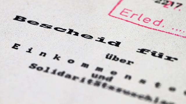 Einkommensteuer: Hamburgs Finanzämter brauchen länger für Steuerbescheide