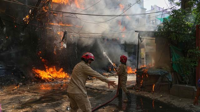 Notfälle: Mindestens 21 Tote bei Brand in Indiens Hauptstadt