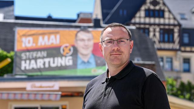 Oberbürgermeisterwahl: Wahlduell: Rechtsextremist greift nach OB-Posten in Aue