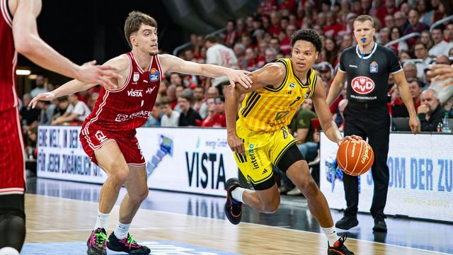 Basketball-Bundesliga: Alba Berlin verpasst in Bamberg vorzeitigen Finaleinzug
