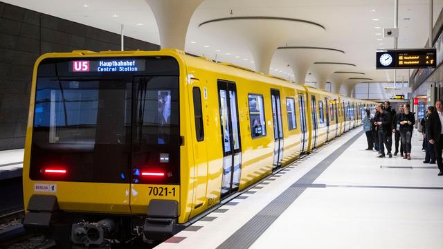 Entwurf des Wahlprogramms: CDU will Zugangskontrollen bei Berliner U-Bahn