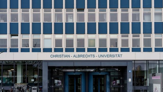 Start offen: Senat wählt Michal Kucera zum neuen Uni-Präsidenten