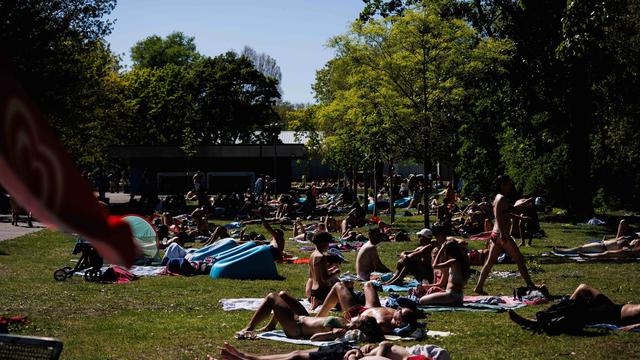 Schwimmbäder: Berliner Bäder: Kein Extra-Verbot für Smart Glasses geplant