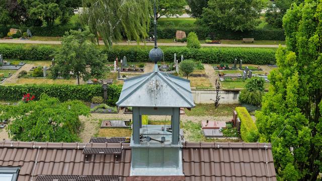 Kriminalität: Friedhofsglocke gestohlen - Fassungslosigkeit und Stille