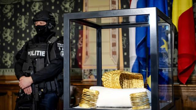 Kunstraub: Fast vier Jahre Haft für Diebe von Goldhelm aus Museum