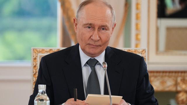 Russia-Ukraine war: Putin confident of victory, Zelenskyy offers meeting