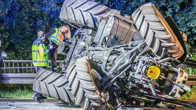 Kreis Rottweil: Auto fährt auf - Traktorfahrer stirbt bei Unfall