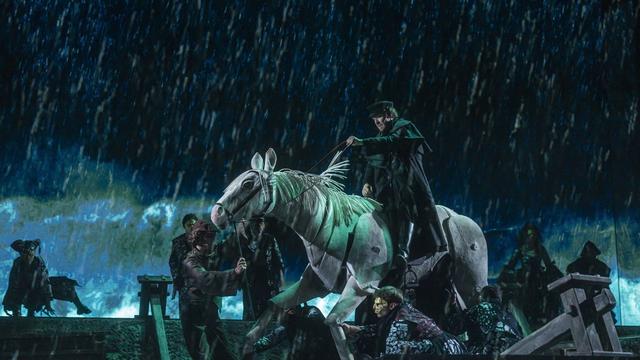 Musical-Uraufführung: Tosende Stürme, große Gefühle: Fulda feiert «Schimmelreiter»