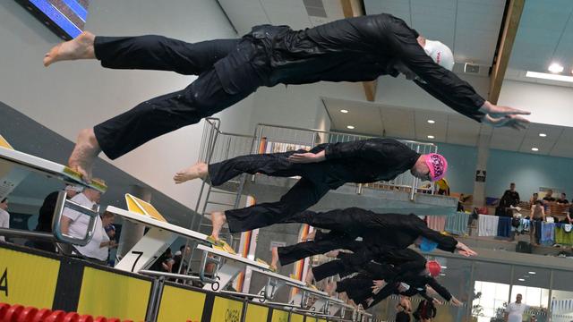 Deutschlandweiter Wettkampf: Wer rettet am schnellsten? Polizei misst sich im Schwimmen