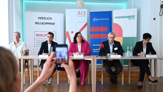 Vor dem Hitzeaktionstag: Bündnis warnt: Hitzeschutz muss ern
