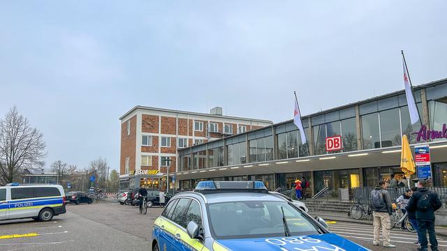 Bahnhof Bruchsal: Eisenbahner wird von Güterzug er
