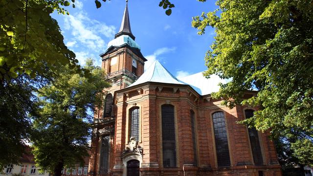 Kirchen: Schelfkirche in Schwerin einsturzgefährdet - Weltku