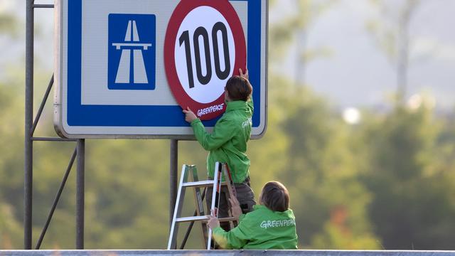 Umweltschutz: Tempo 100 auf Autobahnen? Greenpeace rückt mit