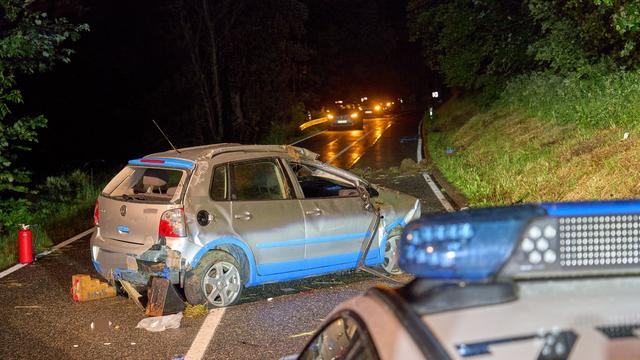 Unfälle: Auto überschlägt sich im Westerwald – Fra