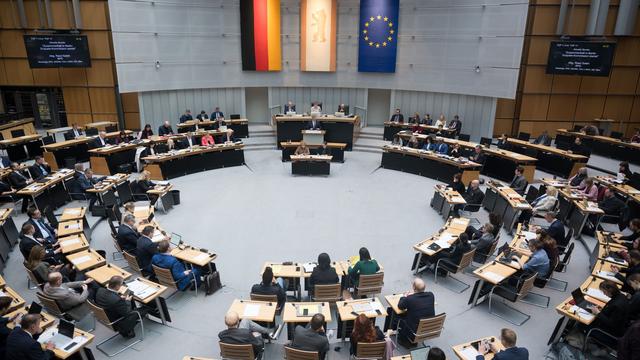Gesellschaft: Kommission gegen Antisemitismus been