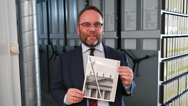 Kulturpolitik: Minister zu documenta: Freiheit der Kunst ist