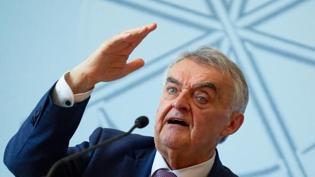 Migration: Reul: Grenzkontrollen bringen Ordnung i