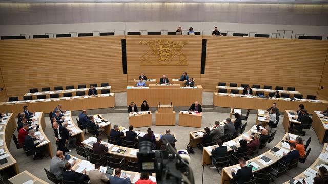 Abstimmung im Landtag: Baden-Württemberg: Kein Verzicht auf 