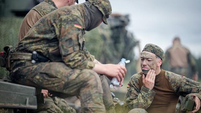 Bündnisverteidigung: Deutsche Panzerbrigade übt er