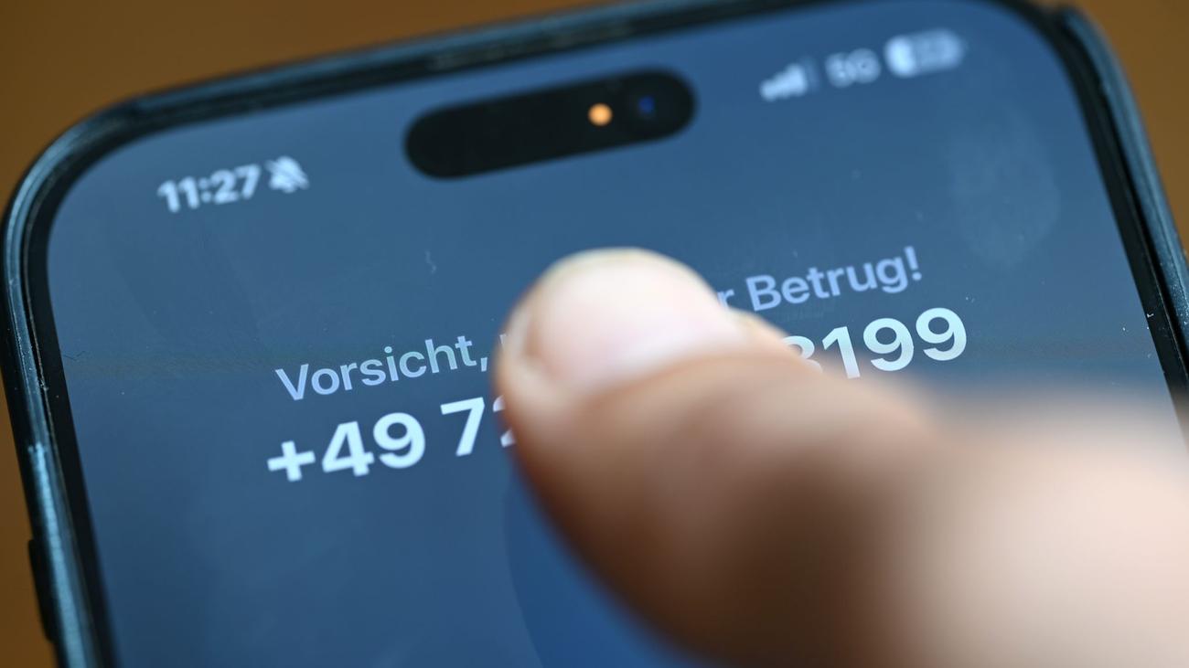 Betrüger am Hörer: Falsche Polizisten am Telefon - Polizei mahnt zur Vorsicht