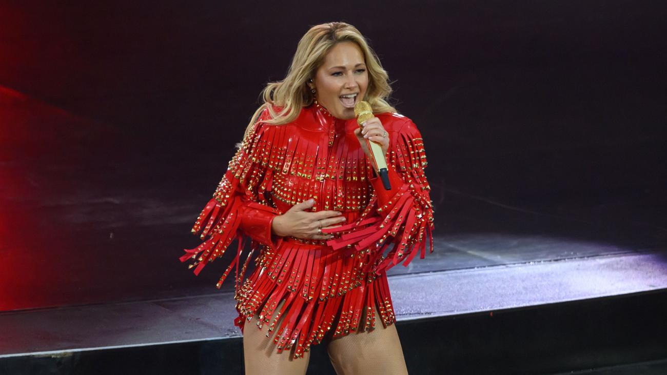 20 Jahre Bühnenkarriere: Helene Fischer: Tourauftakt in Dresden vor über 35.000 Fans