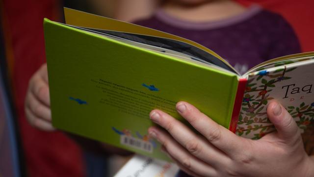 Lesen: Mehr als 7.000 Kinder lesen: Weltrekord in Mainz