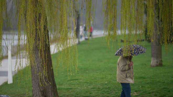 Wetteraussichten: Es gibt Regen und Wolken. (Archivbild)