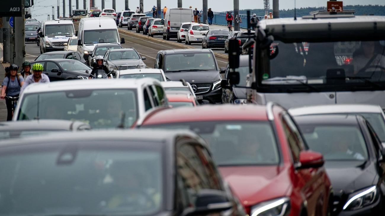 Beschluss der Stadt: ÖPNV in Bonn wird nach Brücken-Sperrung zeitweise kostenlos