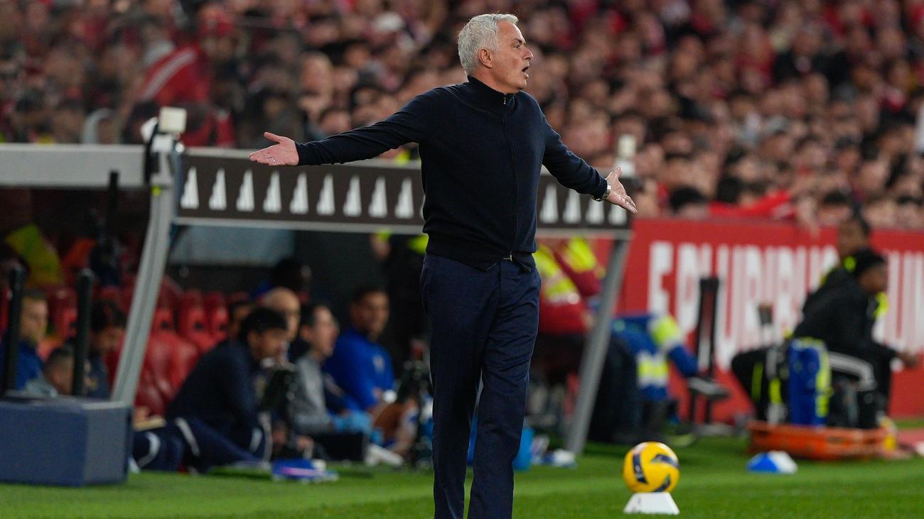 Fußball in Spanien: Offiziell: Startrainer Mourinho kehrt zu Real Madrid zurück