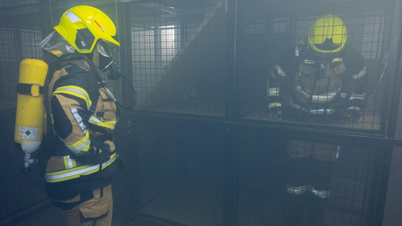 Hilfsorganisationen: Feuerwehrmann nach Belastungstest gestorben