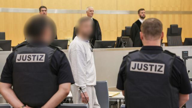 Darknet-Plattform: Politiker-Todeslisten: Fünf Jahre Haft beantragt