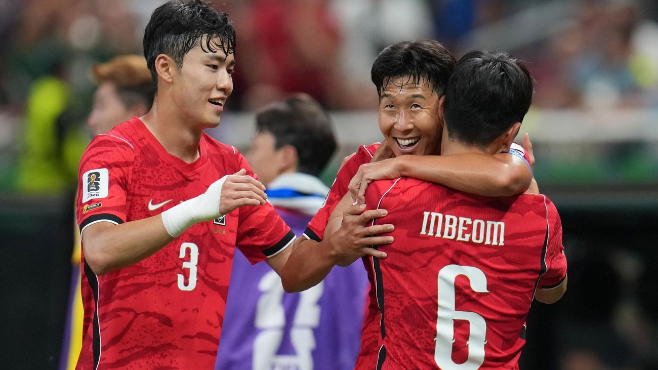 Fußball: Südkorea dreht WM-Auftakt gegen Tschechien