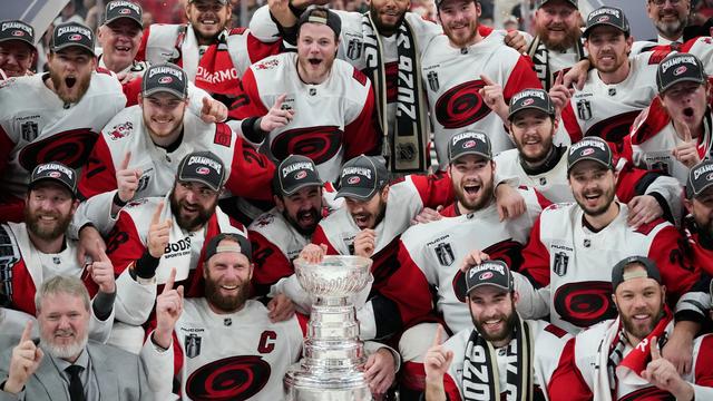 Finalserie der NHL: Wie ein Mann die Hurricanes zweimal zum Stanley Cup führte