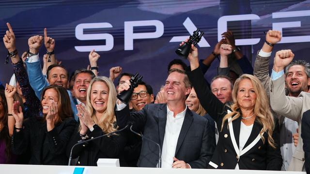 Nach Börsengang: Musks Weltraumfirma SpaceX überholt Amazon an der Börse
