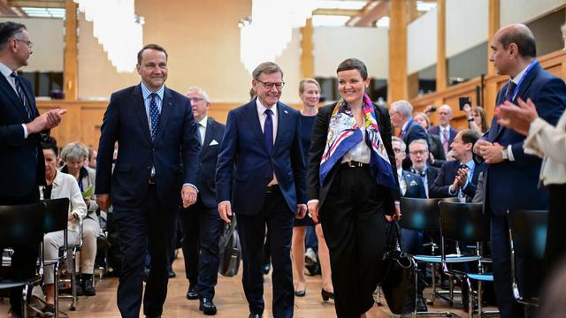 35 Jahre Nachbarschaftsvertrag: Deutschland und Polen schließen Militärabkommen