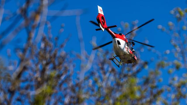Verkehrsunfall: A8 bei Odelzhausen: Auto überschlägt sich nach Auffahrunfall